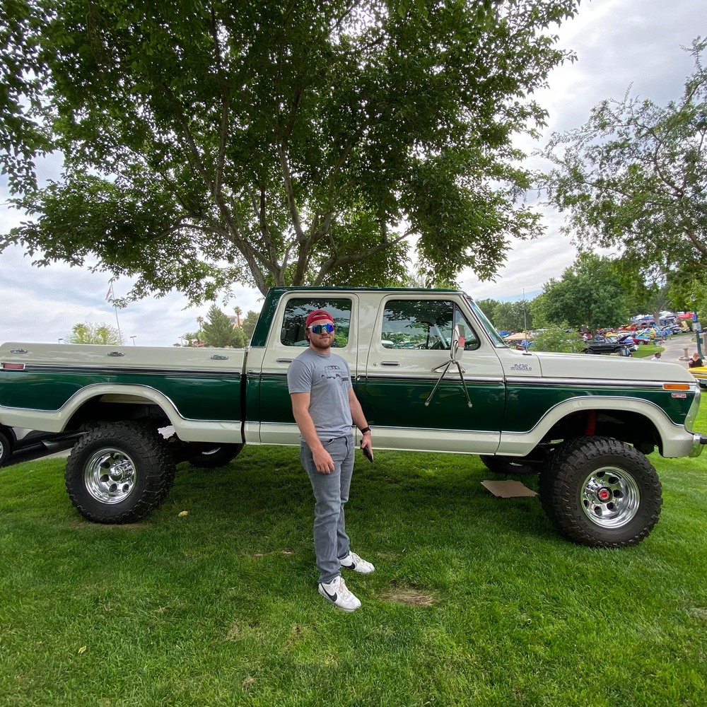 Meet your Posher, Caleb